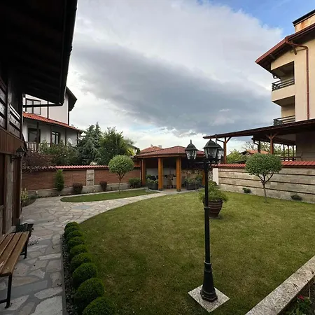 Ivan Guest house *